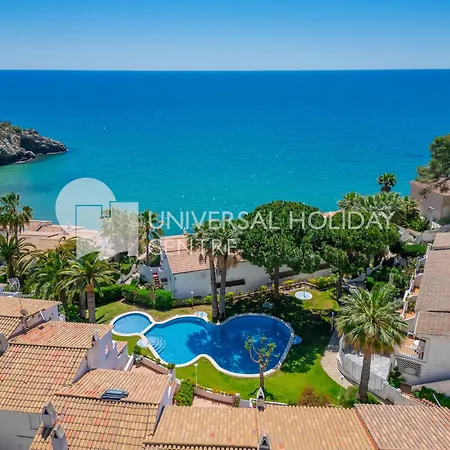 Uhc Casasblancas Family Complex Salou