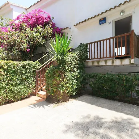 Holiday home Uhc Casasblancas Family Complex Salou