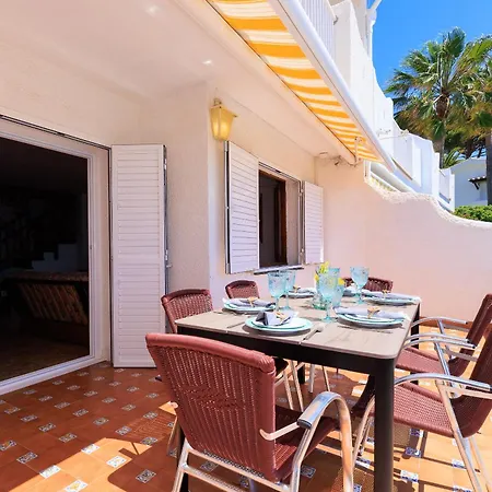 Uhc Casasblancas Family Complex Holiday home *